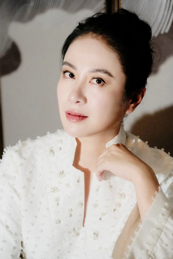 前TVB一線花旦淪落拍內地短劇扮奶奶！被嘲降呢高EQ反擊 網民唏噓星途不及佘詩曼