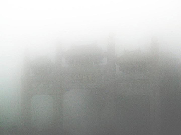 回南天各區鬥濕！將軍澳曬「消失的樓」爭霸 天文台揭最濕重災區：呢度先係第1！