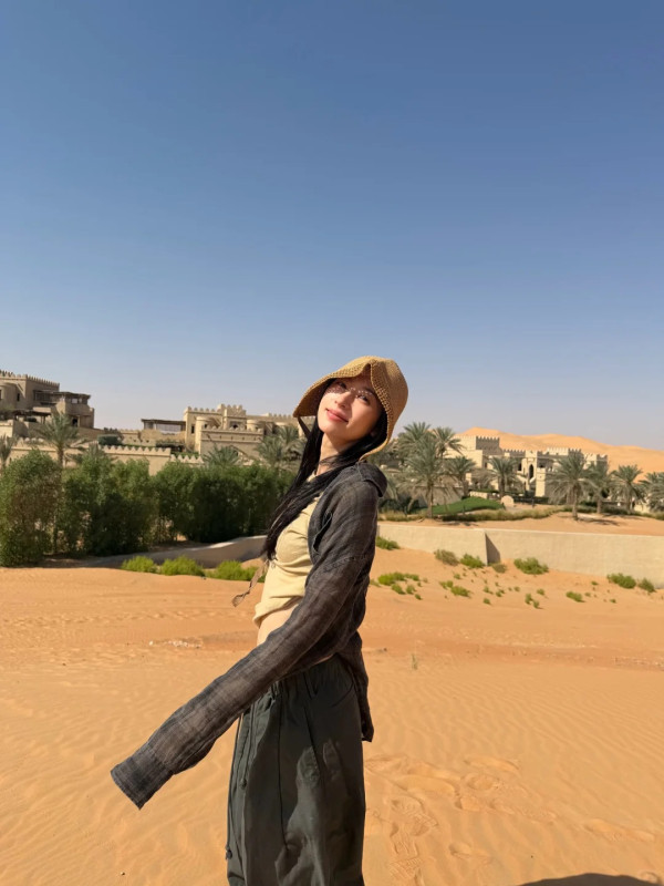 照片來源：微博@周雨彤