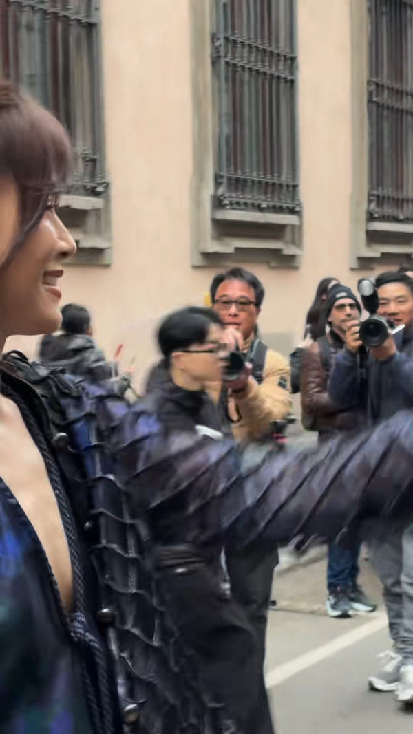 Janice Man文詠珊產後復出素顏生圖曝光！37歲零走樣視覺極震撼激似大學生