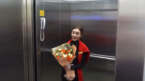 TVB視后重返中學母校建築竟以爺爺命名！超猛料家底曝光政商背景惹熱議