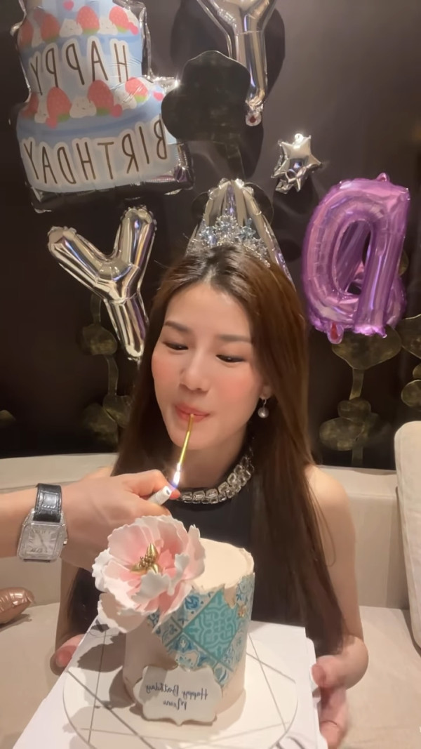 張美妮生日少女感爆發以為得30歲 不老樣似食防腐劑!真實年齡令人難以置信