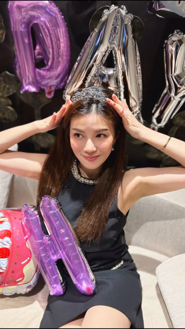 張美妮生日少女感爆發以為得30歲 不老樣似食防腐劑!真實年齡令人難以置信