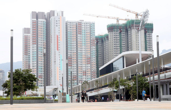 住居屋好自卑？港人批「公屋居屋都係窮人住」想買私樓脫貧：住呢度人生冇進步