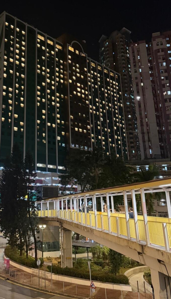 荃灣再爆猛鬼酒店！半夜突傳恐怖刺耳怪聲、房門被自動狂拉 睇CCTV揭心寒真相...