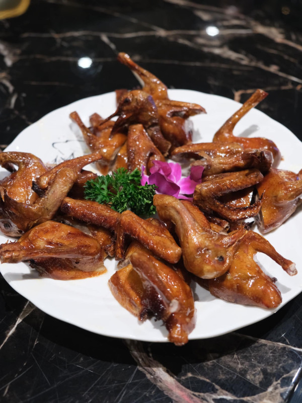 連鎖酒樓$68起歎海味燕窩！平歎遼參扣鵝掌／椰汁燉官燕／六頭南非鮑魚 (指定分店限定)