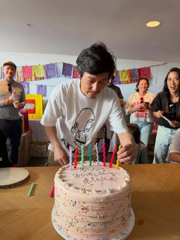 陳冠希9歲囡囡暴風成長近照曝光！五官神複製爸爸 長腿遺傳名模媽媽基因