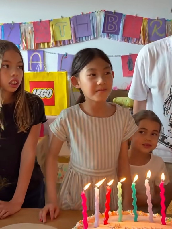 陳冠希9歲囡囡暴風成長近照曝光！五官神複製爸爸 長腿遺傳名模媽媽基因