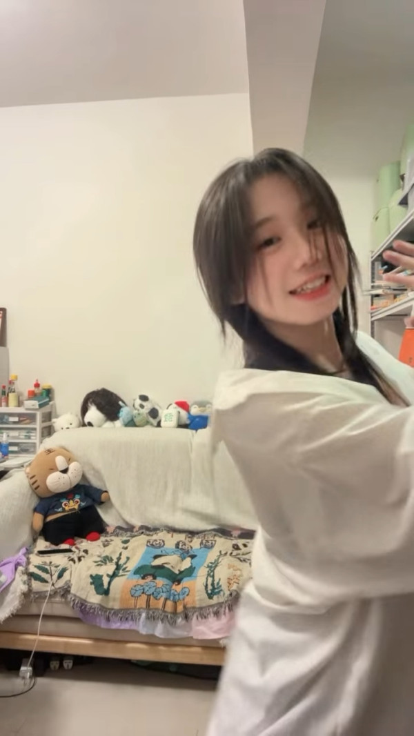 童星大個女！TVB「御用喊包」轉眼16歲暴風成長！近況曝光女大十八變勁跳熱舞