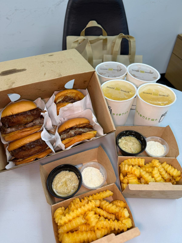Shake Shack期間限定「法式洋蔥湯」系列！焦糖洋蔥牛肉漢堡＋蒜香巴馬臣芝士薯條／全新分店選址呢度？(即睇Menu＋記者實測試食)