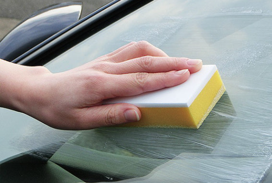 浴室鏡極多水垢？日媒激推3款「去垢神物」低至$32！專家教加1件廚房法寶效力倍增