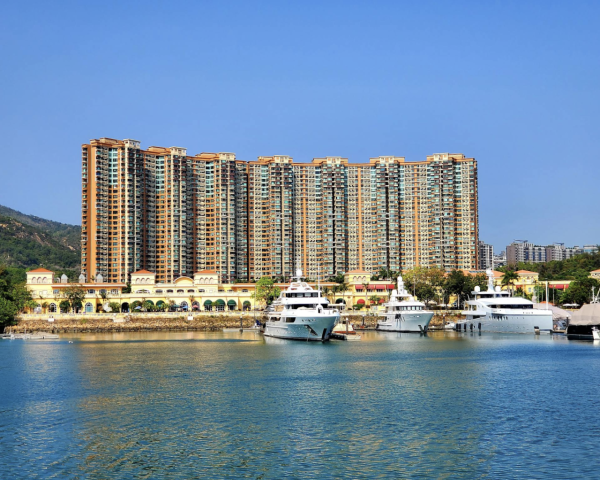 小紅書瘋傳「港人居住地圖」！內地網民神點評18區 呢區富翁最多？港人笑：全係打工仔