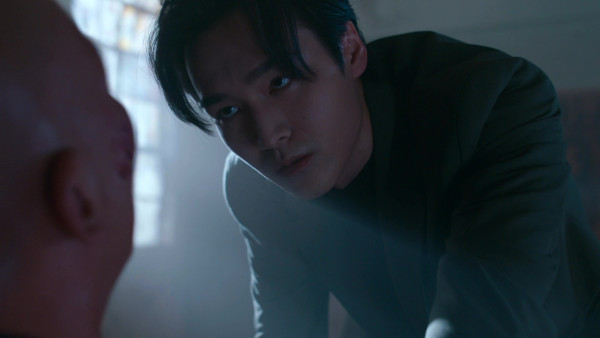 臥底嬌娃丨吳子冲再演奸角獲封鄭子誠接班人 網民激讚「TVB新一代奸角潛力股」