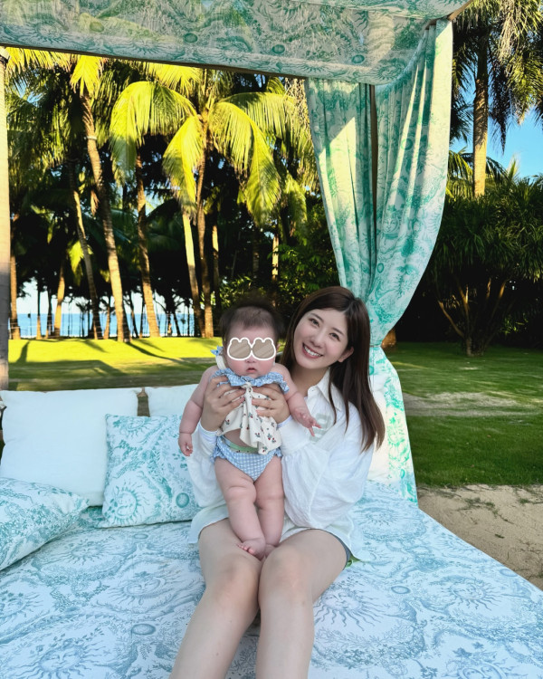 TVB人妻追仔成功三年抱兩幸福炫富！富貴老公大手筆送逾50萬名錶錫到燶