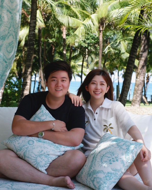 TVB人妻追仔成功三年抱兩幸福炫富！富貴老公大手筆送逾50萬名錶錫到燶