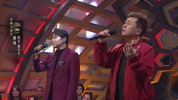 中年好聲音4｜羅天宇除面具後信心盡失！緋聞女友陳懿德不避嫌到場冧爆打氣