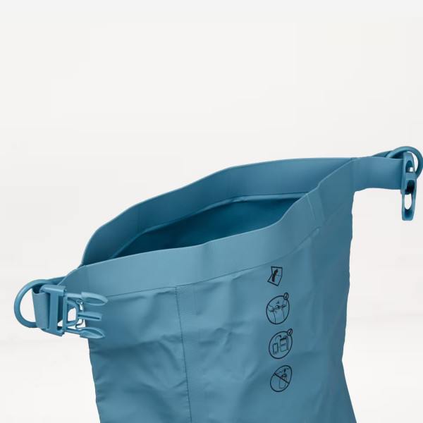 網民瘋傳旅遊神物「防水袋」成執行李收納新寵：免抽氣慳位可化身隨身洗衣機 