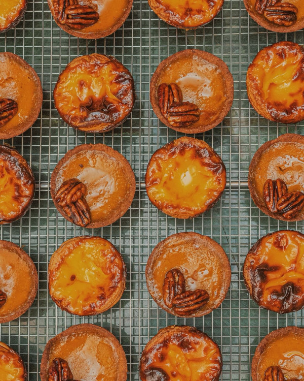 下午茶推介2026｜辦公室外賣Top 8排行榜！Bakehouse/雞翼山/麻糬卷 附HR訂餐貼士