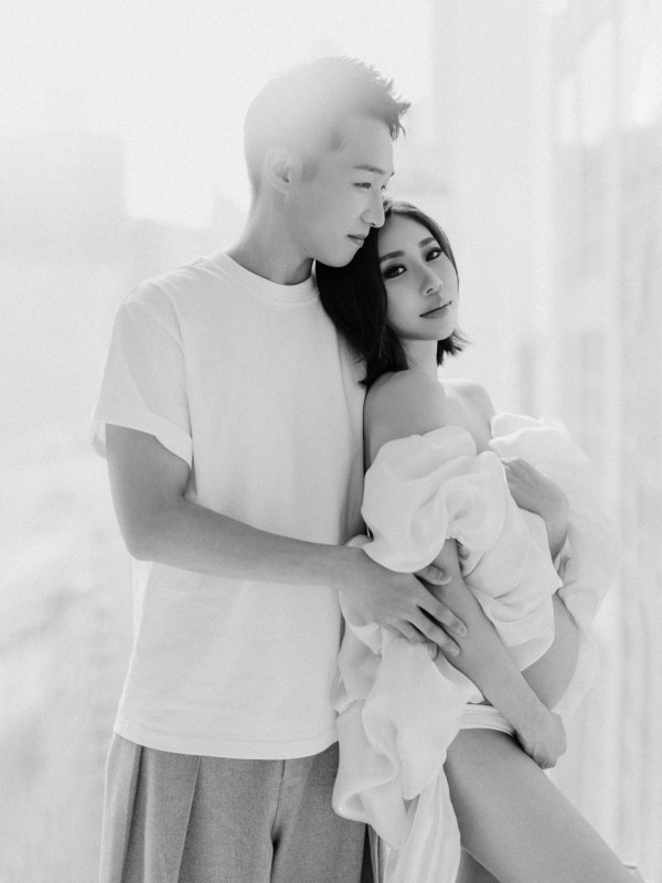 30歲TVB男藝人晒老婆懷孕照報喜！婚後雙喜臨門做爸爸：呢個肚似係仔定女