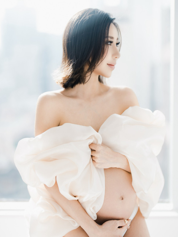 30歲TVB男藝人晒老婆懷孕照報喜！婚後雙喜臨門做爸爸：呢個肚似係仔定女