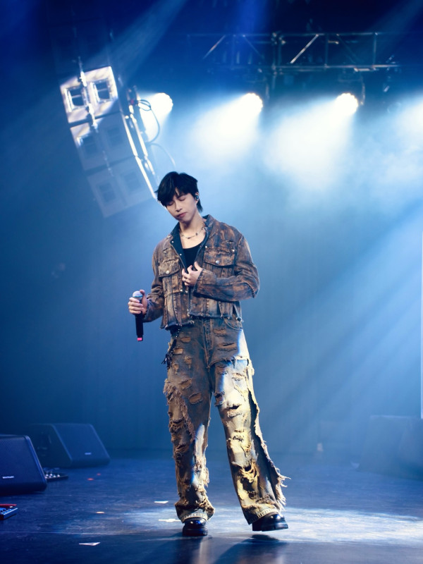 吳業坤突遭TVB官網除名消失男歌手名單！親回離巢傳聞「勞資糾紛」耐人尋味