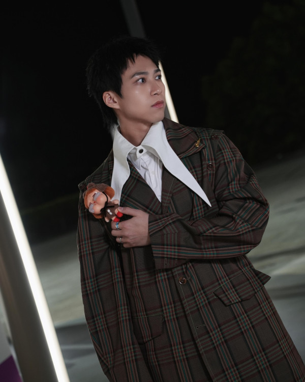 吳業坤突遭TVB官網除名消失男歌手名單！親回離巢傳聞「勞資糾紛」耐人尋味