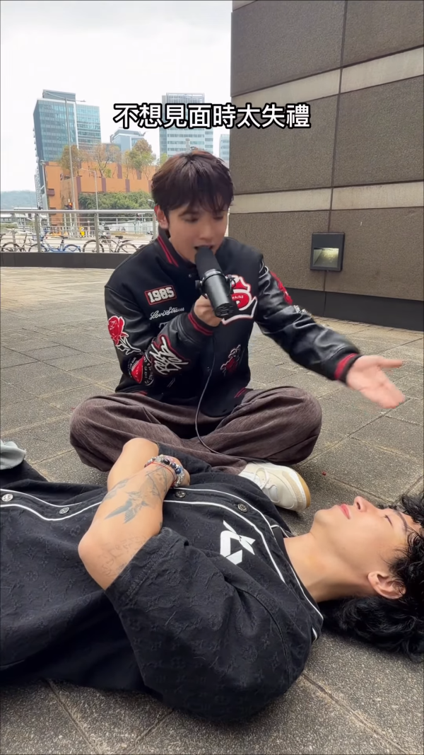 馬天佑新歌《一世人做一次傻仔》再邀82位歌手合唱拍片宣傳!名單不斷更新