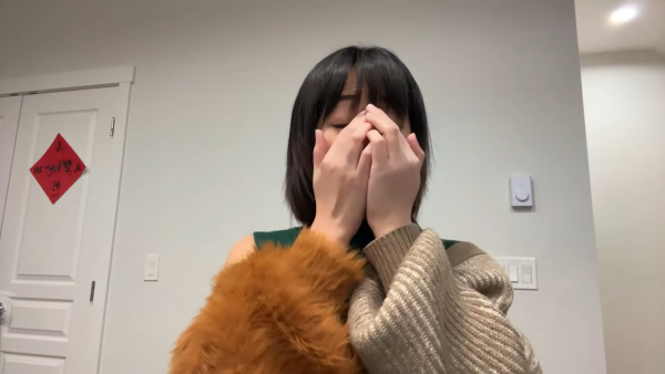 前東張主持容羨媛移居加拿大爆喊求救！直播淚訴心血一夜清空︰全部冇晒...