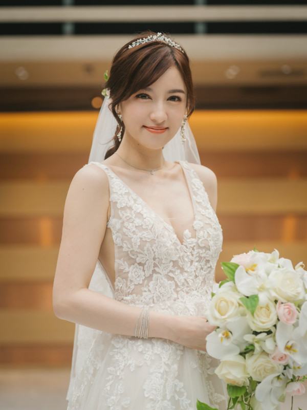 宅男女神結婚一年肚凸凸疑似懷佗B！近照孕味濃螞蟻腰消失！網民恭喜：係咪有咗？