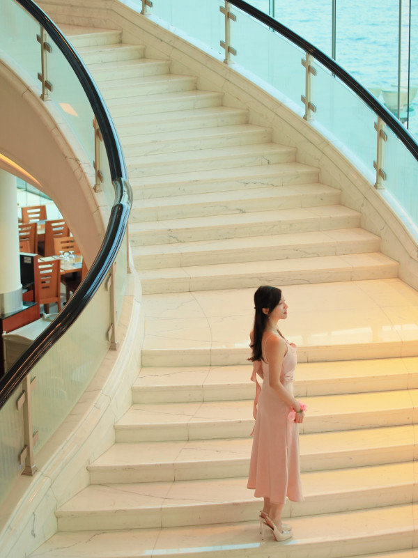 宅男女神結婚一年肚凸凸疑似懷佗B！近照孕味濃螞蟻腰消失！網民恭喜：係咪有咗？