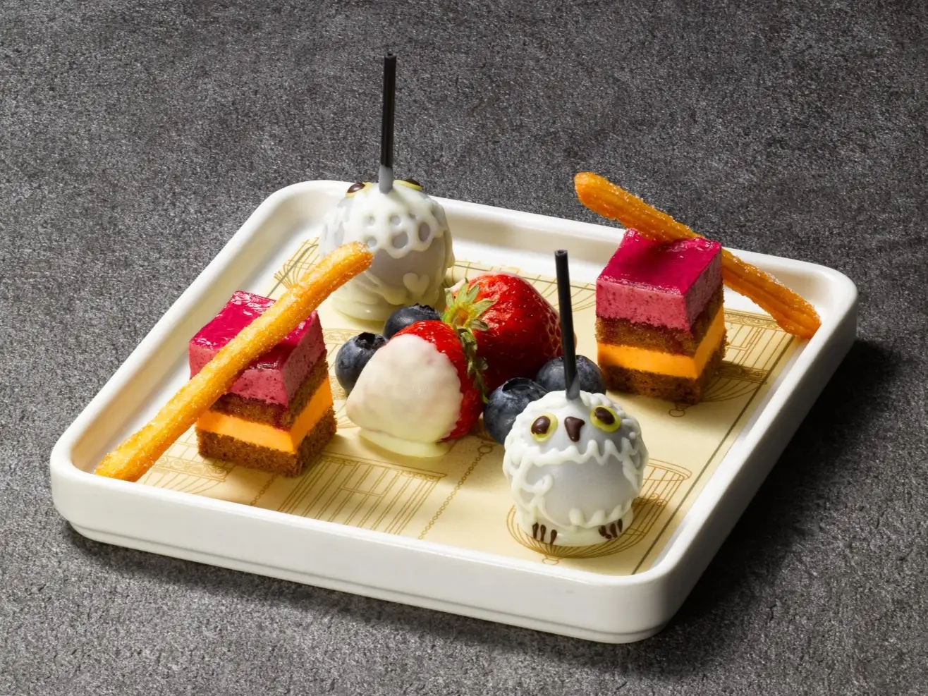 東京哈利波特影城｜25週年限定慶典活動：還原霍格華茲分院儀式、首度公開海格身高、揭隱形斗篷真相 