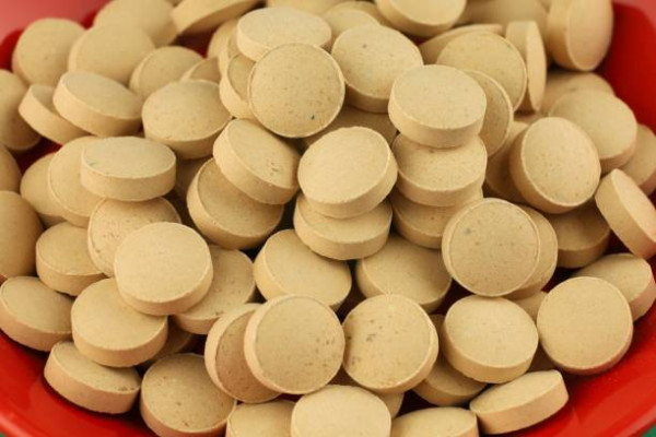 35歲女長期食1「保健品」治便秘中砒霜毒！全身+大腸變黑／醫生警告嚴重可致器官衰竭