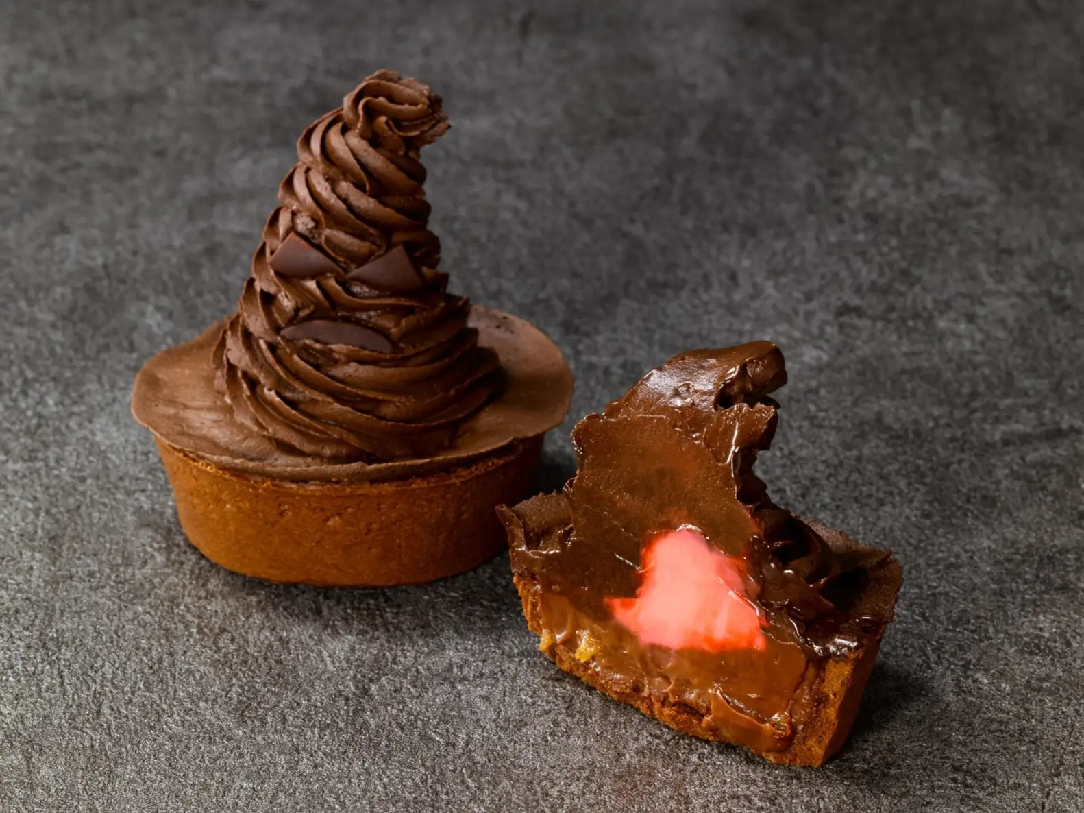 東京哈利波特影城｜25週年限定慶典活動：還原霍格華茲分院儀式、首度公開海格身高、揭隱形斗篷真相 