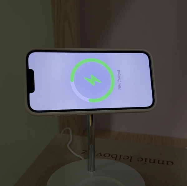 Apple iPhone 17e 開箱實測 加量不加價「絕殺」舊機！$5,099 起 4 大升級有睇頭