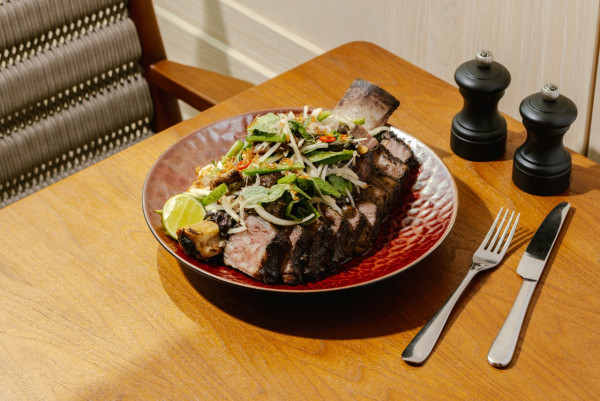 尖沙咀金普頓酒店全天候餐廳正式開幕 主推第三文化概念廚房/嚐盡中西環球美食