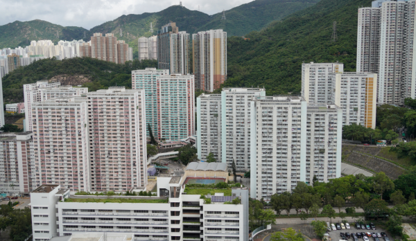 公屋入息審查（圖片來源︰HKET）