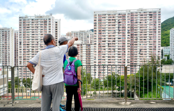公屋入息審查（圖片來源︰HKET）