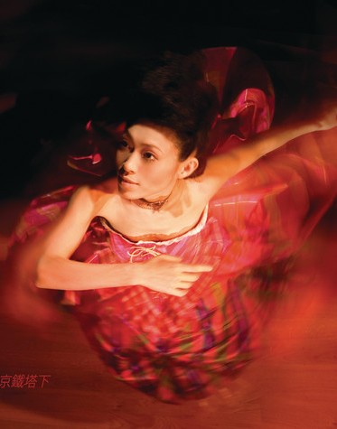 馬天佑新歌《一世人做一次傻仔》再邀82位歌手合唱拍片宣傳!名單不斷更新