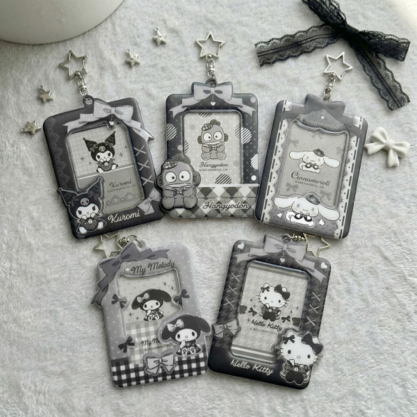 7-Eleven全新Sanrio黑白系列！Hello Kitty／Kuromi／My Melody精品$89起！同場加映Snoopy迷你相機盲盒