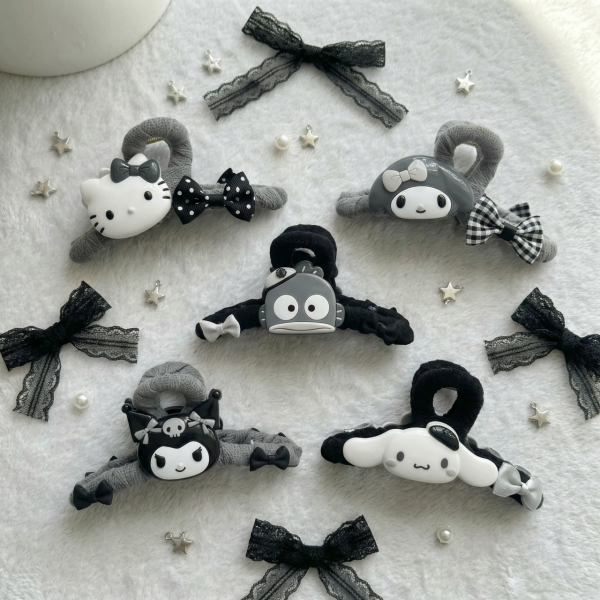 7-Eleven全新Sanrio黑白系列！Hello Kitty／Kuromi／My Melody精品$89起！同場加映Snoopy迷你相機盲盒