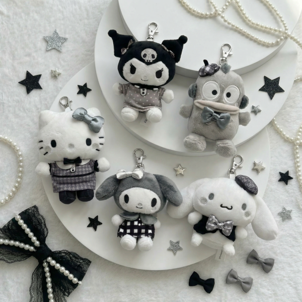 7-Eleven全新Sanrio黑白系列！Hello Kitty／Kuromi／My Melody精品$89起！同場加映Snoopy迷你相機盲盒