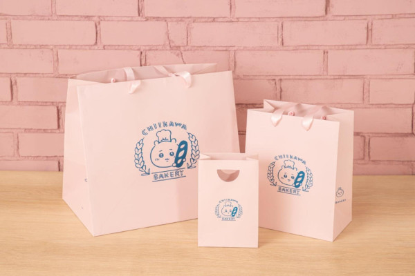 Chiikawa Bakery周邊專賣店3月登陸原宿！軟綿綿紓壓麵包公仔、限定小八造型糖果登場 