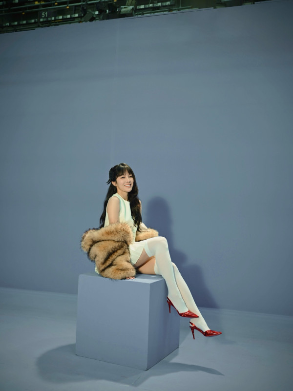 張曦雯齊瀏海新髮型如改頭換面！形象超精緻氣質大不同獲誇讚︰人間芭比