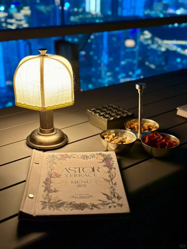 深圳夜晚好去處2026｜深圳夜生活10大精選景點！必去夜市/酒吧、東門老街不夜城、秘境湯泉 