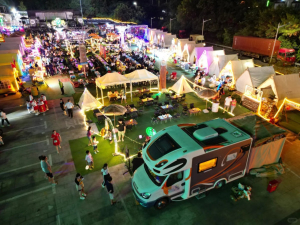 深圳夜晚好去處2026｜深圳夜生活10大精選景點！必去夜市/酒吧、東門老街不夜城、秘境湯泉 