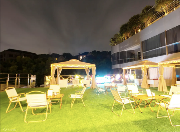 深圳夜晚好去處2026｜深圳夜生活10大精選景點！必去夜市/酒吧、東門老街不夜城、秘境湯泉 