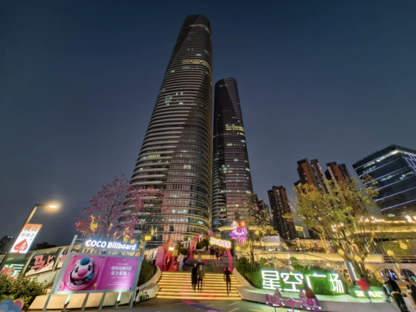 深圳夜晚好去處2026｜深圳夜生活10大精選景點！必去夜市/酒吧、東門老街不夜城、秘境湯泉 