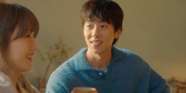 在你燦爛的季節線上看｜Disney+更新時間！李聖經再組長腿CP 聯手男神蔡鍾㶸奪收視冠軍