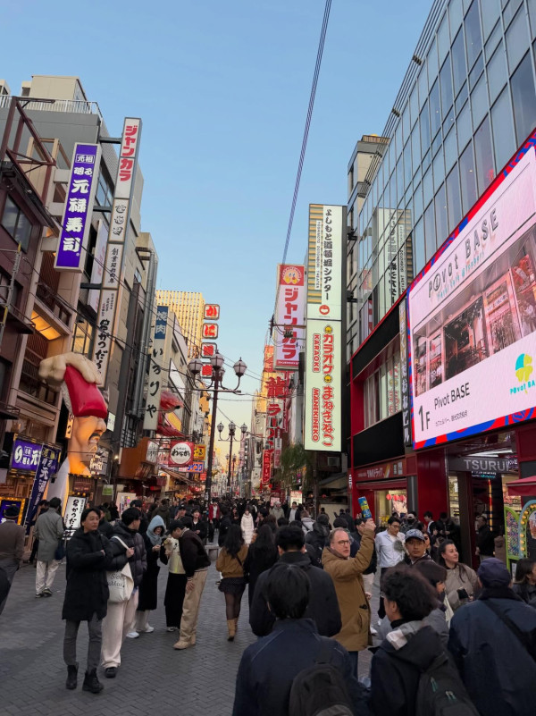 蘇民峰遊大阪歎懷石料理 曬旅行相撞樣一男星？網友：頭髮茂盛咗咁多 
