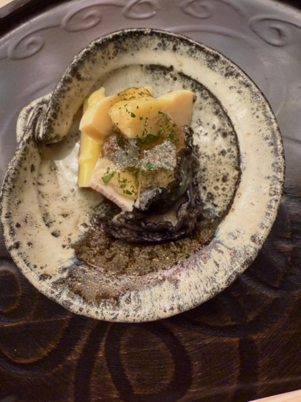 蘇民峰遊大阪歎懷石料理 曬旅行相撞樣一男星？網友：頭髮茂盛咗咁多 